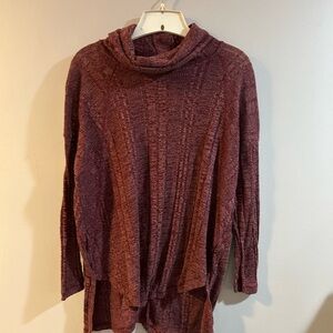 French laundry Women's Maroon Sweater size medium with shorter front than back